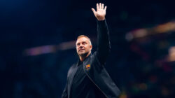 Hansi Flick Lampaui Rekor Cruyff, 60 Pekan Puncaki La Liga